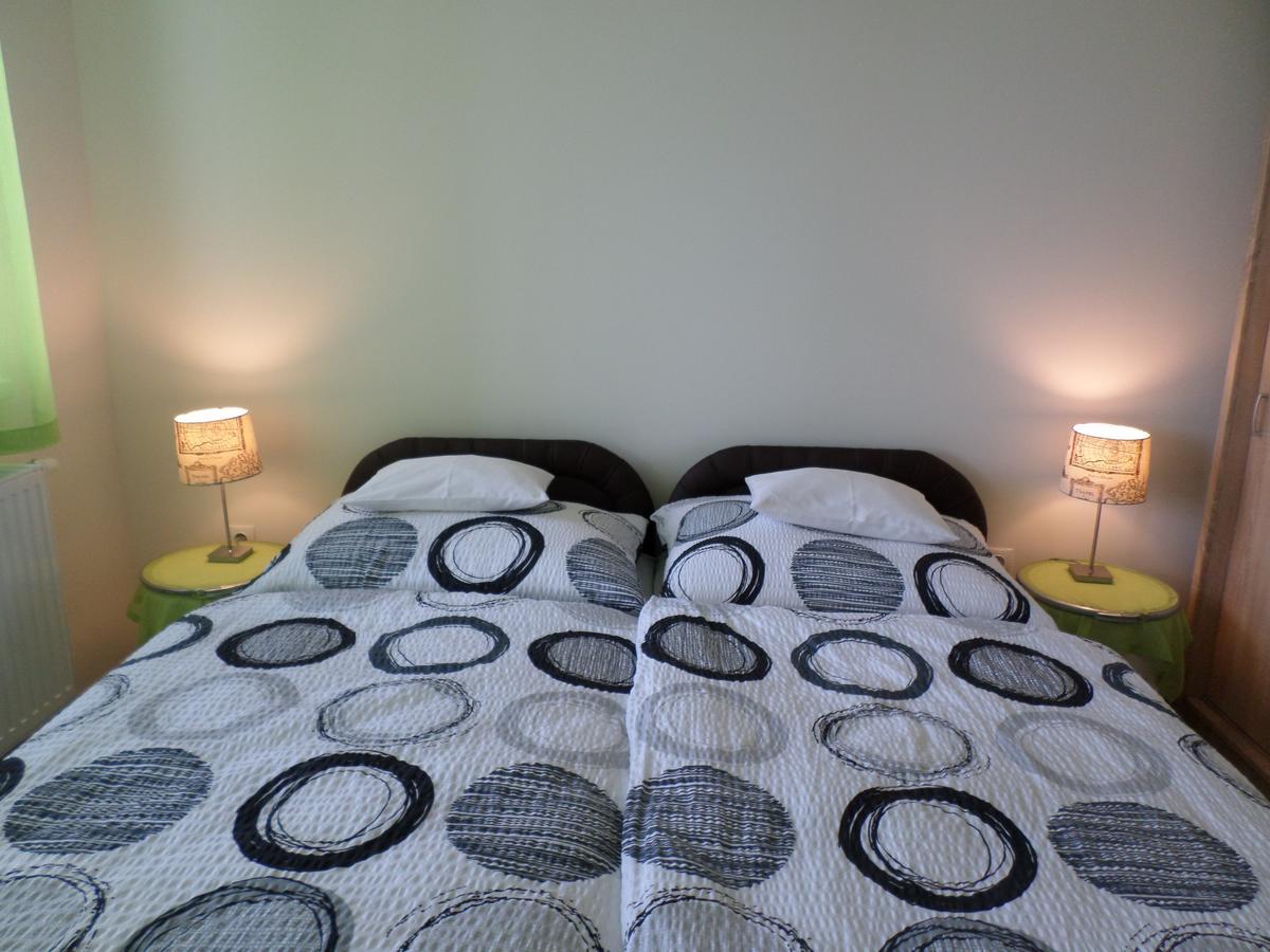 Lakoparki Apartman Veszprém Exteriör bild